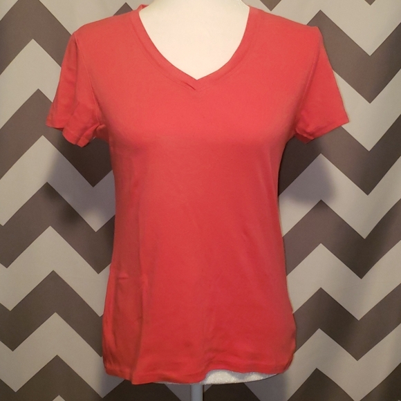 Eddie Bauer Vneck tshirt - Picture 1 of 5